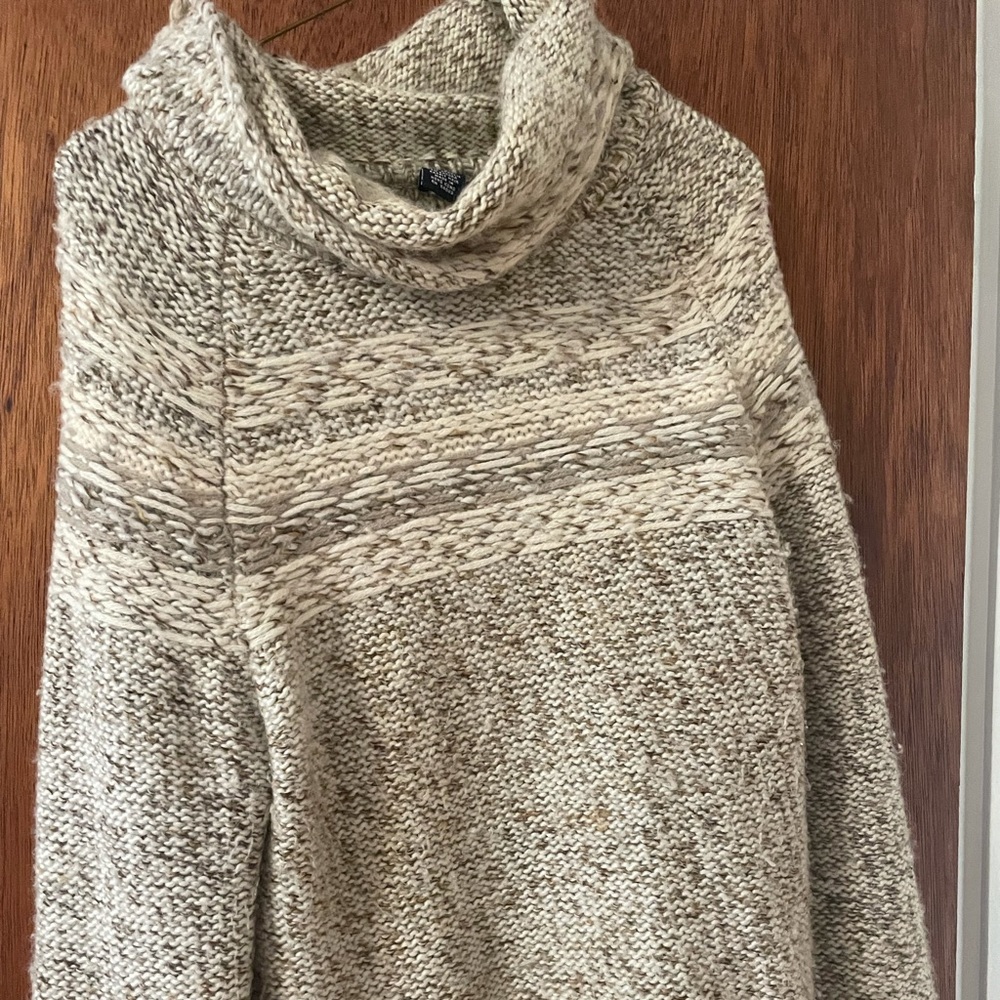 Gap Wool sweater